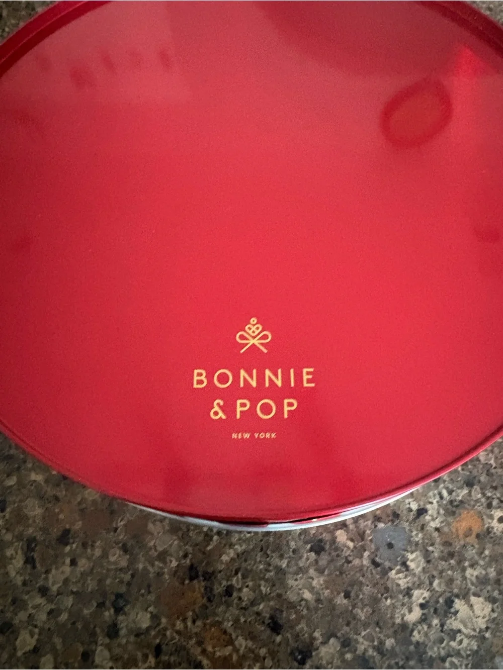 Bonnie and Pop Tin - Peppermint Style